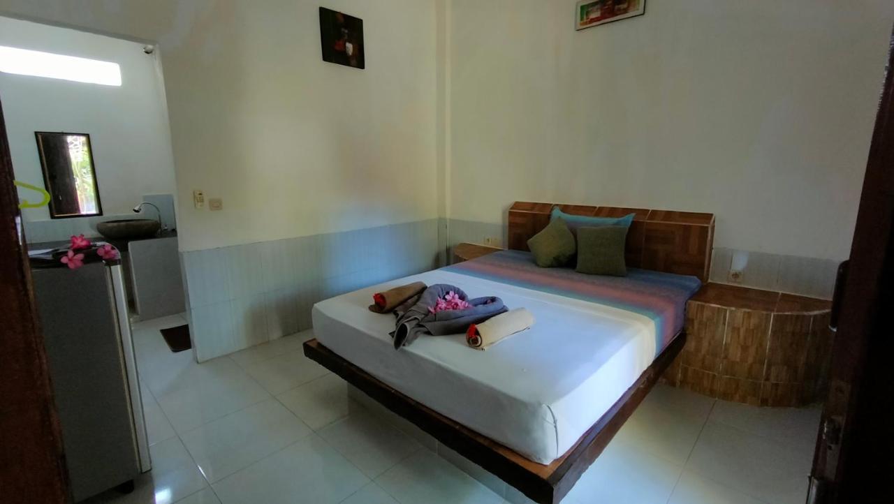 Maxal Bungalow Hotel Gili Air Exterior photo