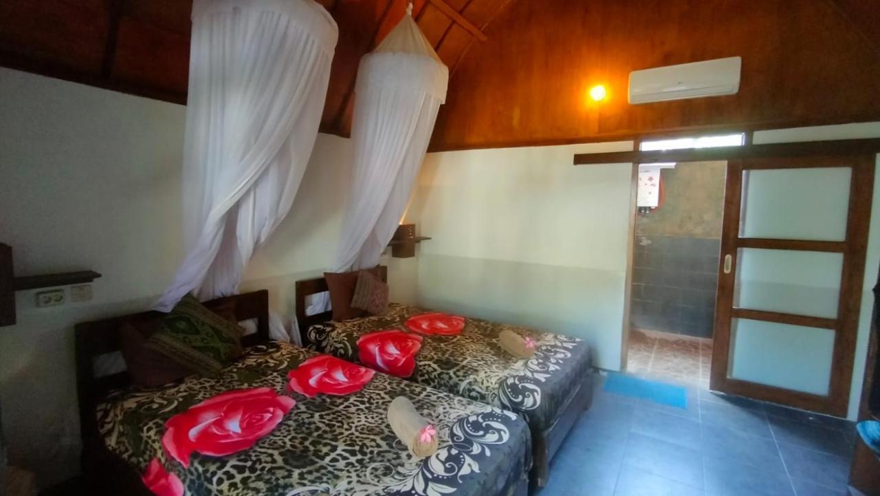 Maxal Bungalow Hotel Gili Air Exterior photo