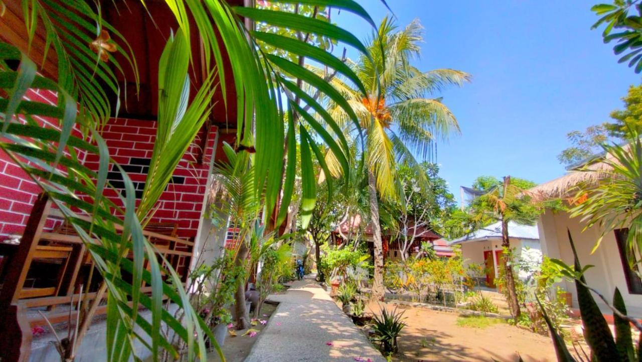 Maxal Bungalow Hotel Gili Air Exterior photo